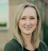 Diana McFarland headshot